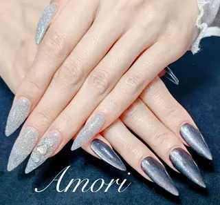 ネイル 佐藤 しおんのネイルデザイン