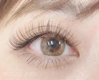マツエク・マツパ eminy lash 【エミニーラッシュ】のマツエク・マツパデザイン