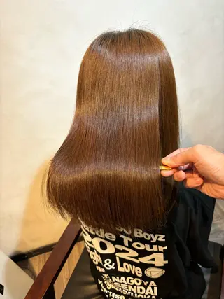 ミディアム 美髪矯正 🌈髪質改善 山下のヘアスタイル