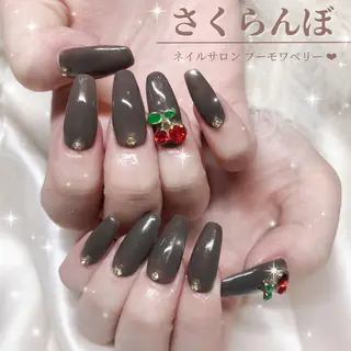 ネイル プーモワベリー ♡のネイルデザイン