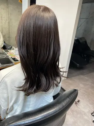 ミディアム カラー ショート・ウルフ✂︎ 安住有咲子のヘアスタイル