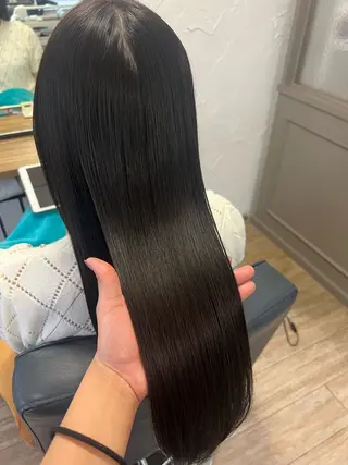 ロング ENLACE所属・金子 詩音のヘアスタイル