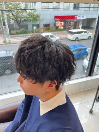 パーマ メンズ 佐々木 拓海のヘアスタイル