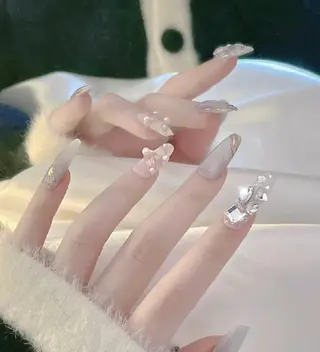 ネイル 吉田 美羽のネイルデザイン