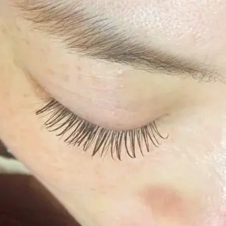 マツエク・マツパ まつ毛専門店chouchou所属・しぶや まなのマツエク・マツパデザイン