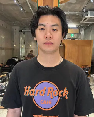 メンズ 柔らかいオリーブ🍃 カラーNatsumiのヘアスタイル