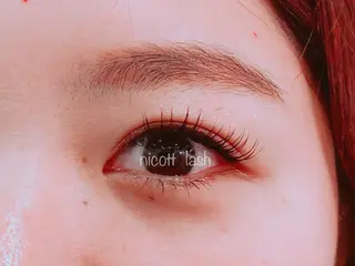 マツエク・マツパ デイジーラッシュ 大阪駅前第3ビルのマツエク・マツパデザイン