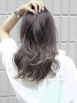 セミロング カラー ヘアアレンジ MiU所属・韓国×髪質改善×美髪 縮毛矯正×レイヤーのヘアスタイル