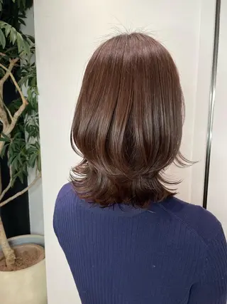 セミロング カラー 艶カラーリスト 🌈銀座🌈牛込萌香のヘアスタイル