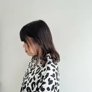 ミディアム カラー 切りっぱなしボブ 👩🏼ミニボブのヘアスタイル