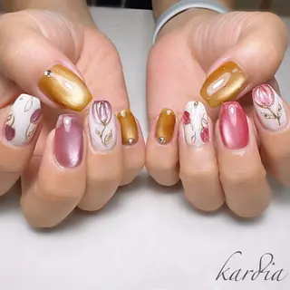 ネイル καρδιά -ｶﾙﾃﾞｨｱ-のネイルデザイン