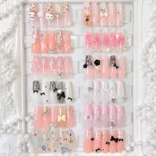 ネイル TiTi Pomme Rinoのネイルデザイン