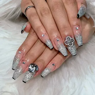 ネイル ROOTS所属・K Maoのネイルデザイン