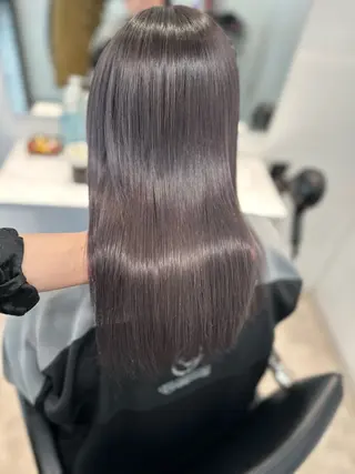 カラー 🫧ももか /艶カラー/髪質改善のヘアスタイル