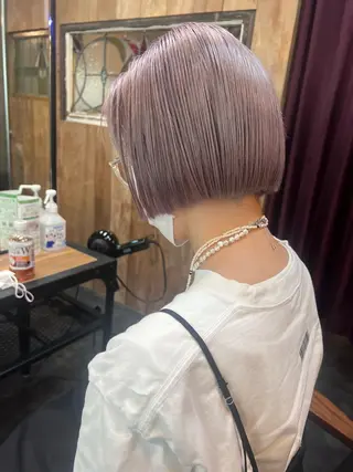 ショート ハイトーンカラー🍑 心斎橋のヘアスタイル