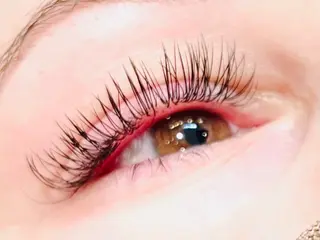 マツエク・マツパ beauty salon mee+所属・mee+ Akiのマツエク・マツパデザイン