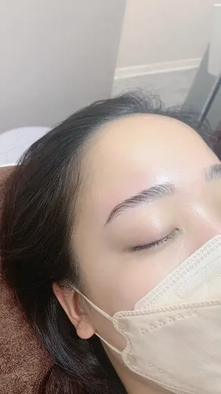 アイブロウ アンジュネス 池袋のマツエク・マツパデザイン