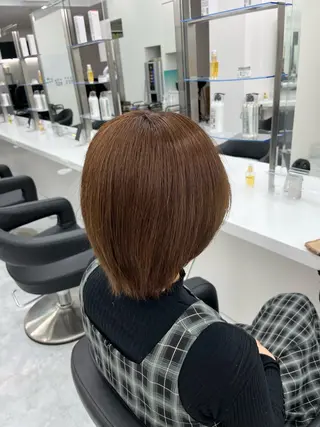 ショート カラー ヘアアレンジ 艶髪ハイトーン🫧 Kurehaのヘアスタイル