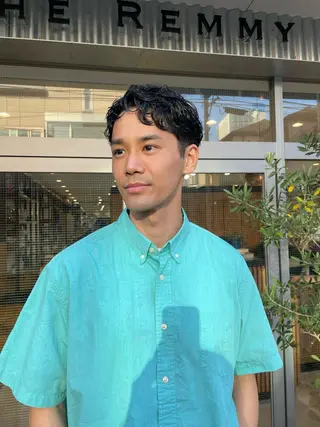 ショート パーマ メンズ しの　ゆきの THE REMMYのヘアスタイル