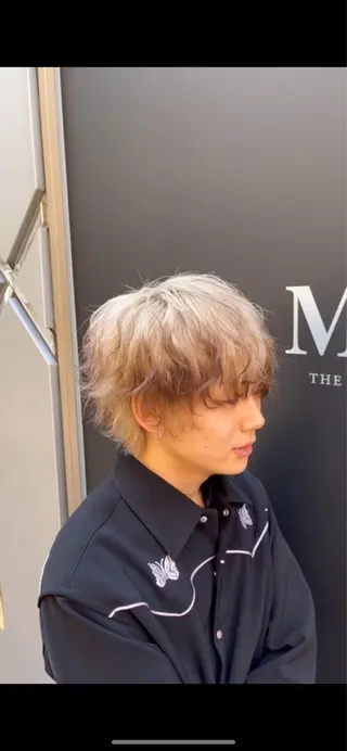 メンズ 透明感ブリーチ/ メンズパーマのヘアスタイル