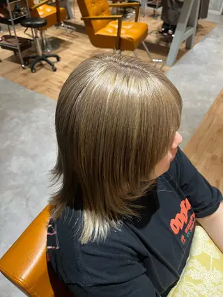 ミディアム カラー little lulu 梅田所属・高橋 さやかのヘアスタイル