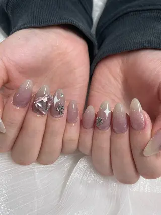 ネイル FLY NAIL&Eyelash Salon 梅田店所属・YUKI FUKUMARUのマツエク・マツパデザイン