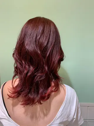 ミディアム 田中 未澪のヘアスタイル