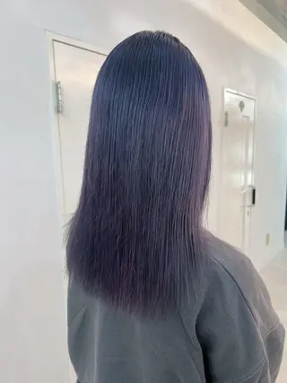 セミロング カラー YUI ハイトーンカラーのヘアスタイル