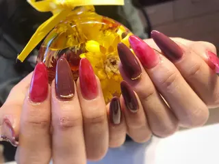 ネイル salon de Tiaraのネイルデザイン