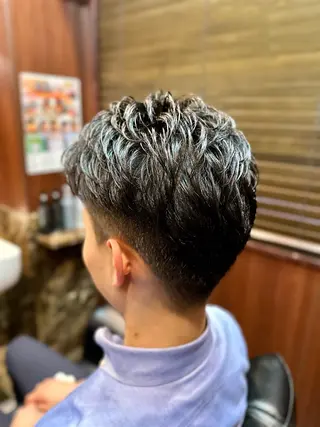 ショート メンズ 深田 千尋のヘアスタイル