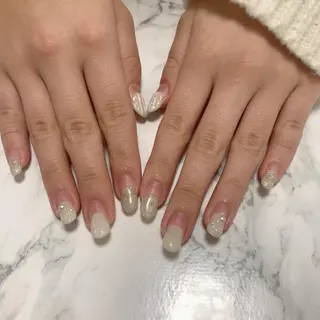 ネイル はな💎ネイル ワンホン、長さ出しのネイルデザイン