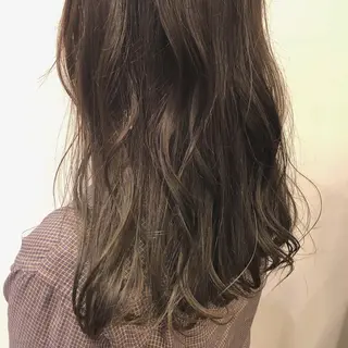 セミロング カラー アライフ所属・牧田 真衣のヘアスタイル