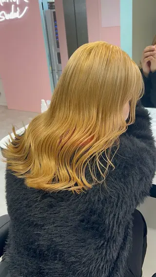 ロング カラー エフェクトブリーチ／ レイヤーカット／翔のヘアスタイル