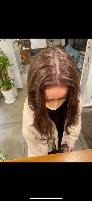 カラー AGREE Momokaのヘアスタイル