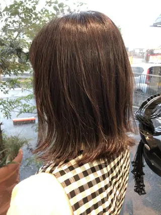 ミディアム 細沼 葵のヘアスタイル