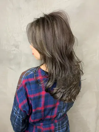 セミロング カラー リピート率No.1✨ ユウキのヘアスタイル