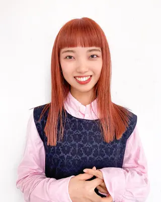 セミロング カラー パーマ、髪質改善 菊地美月のヘアスタイル