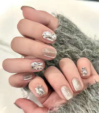 ネイル LEDアイラッシュ ∩_∩アオイのマツエク・マツパデザイン