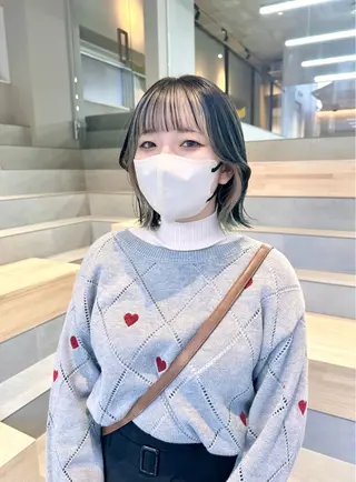 ミディアム カラー 染谷 遥花のヘアスタイル