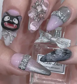 ネイル Aru所属・Nail Aru/ Rinokaのネイルデザイン