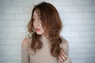 ミディアム カラー パーマ ヘアアレンジ メンズ キッズ ネイル マツエク・マツパ premier modelsのヘアスタイル