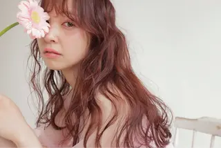 ミディアム カラー ヘアアレンジ みのり 《BASE.》のヘアスタイル