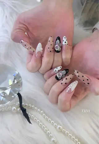 ネイル TIDY M&Mのネイルデザイン