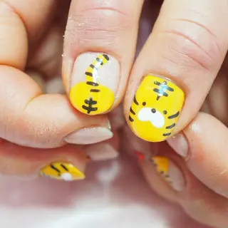 ネイル 深爪を断らない スカルプ高評価店のネイルデザイン