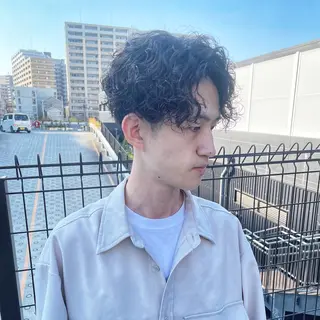 ショート カラー パーマ メンズ メンズヘア特化 崎田 成人のヘアスタイル