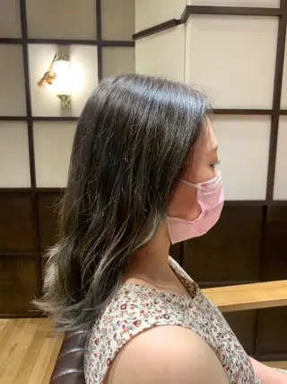 セミロング カラー 【くせ毛さんのお悩み 解決🍀】栗橋のヘアスタイル