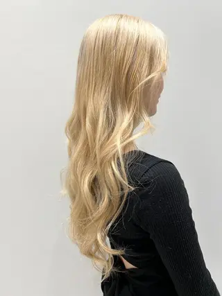 カラー 河野 いずみのヘアスタイル