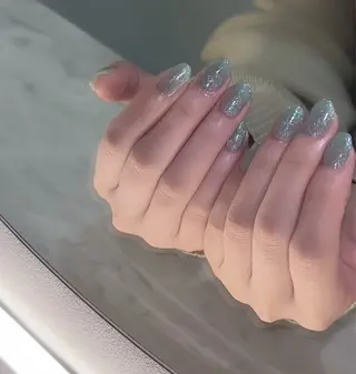 ネイル HENECY💞 SHIERIのネイルデザイン