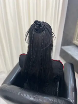 ロング カラー ヘアアレンジ ユナ🎀レイヤー /韓国/ハイトーンのヘアスタイル