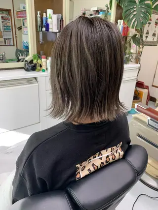 ミディアム カラー ストウ ナナエのヘアスタイル